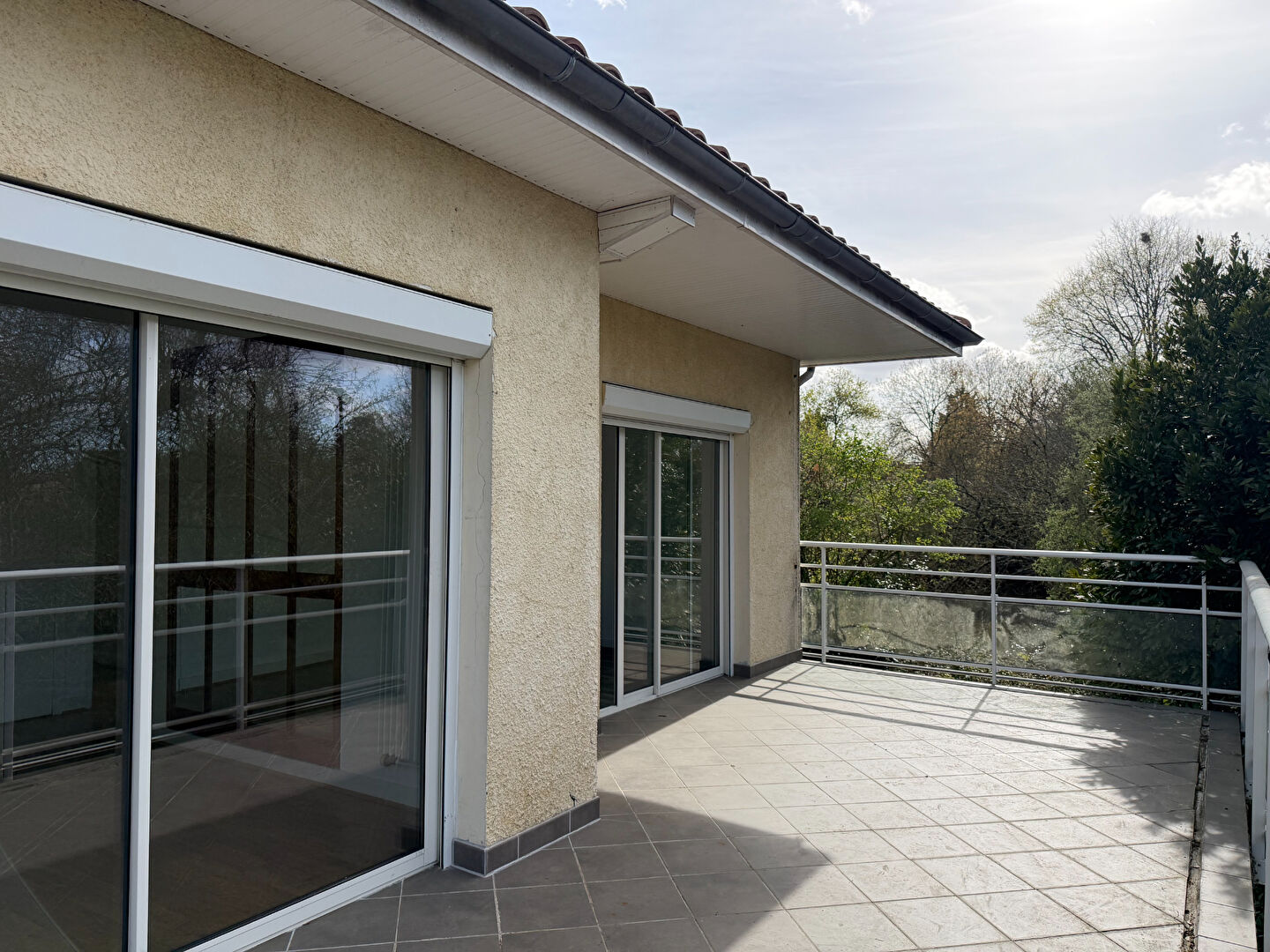 MAISON INDIVIDUELLE ST MEDARD EN JALLES – 8 pièce(s) – 145