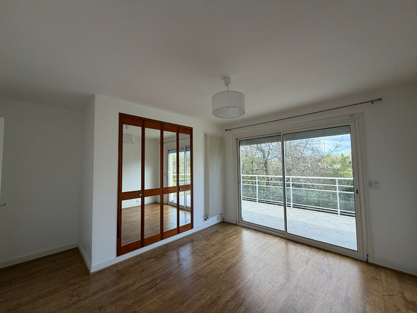 MAISON INDIVIDUELLE ST MEDARD EN JALLES – 8 pièce(s) – 145