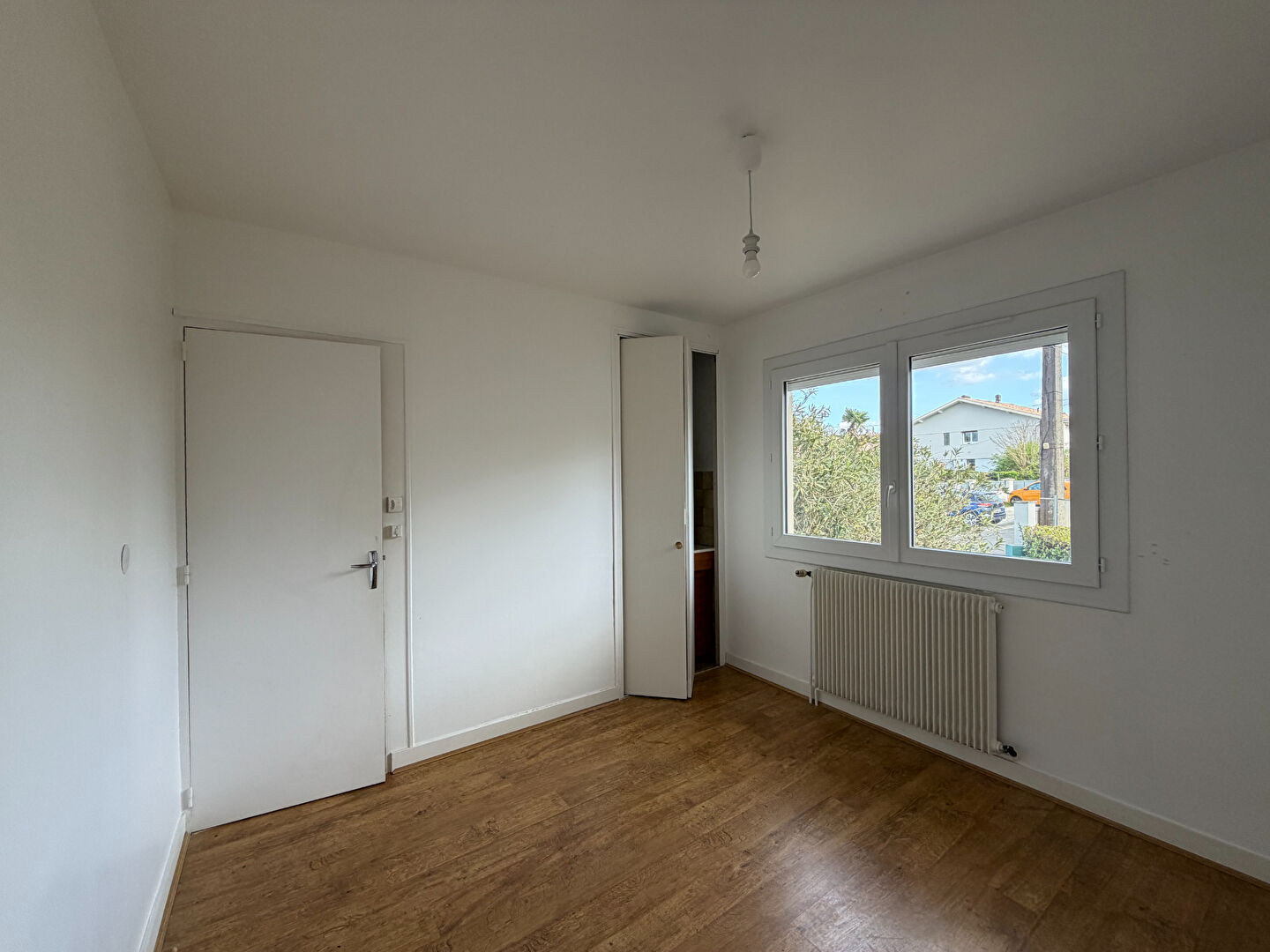 MAISON INDIVIDUELLE ST MEDARD EN JALLES – 8 pièce(s) – 145