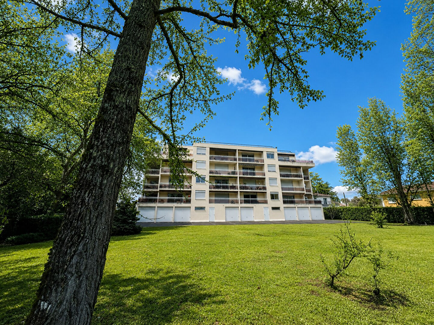 Appartement Pessac Centre 5 pièce(s) 96 m2 avec box