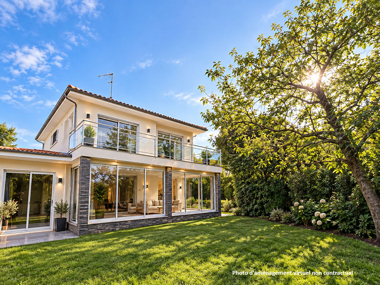 MAISON INDIVIDUELLE ST MEDARD EN JALLES – 8 pièce(s) – 145