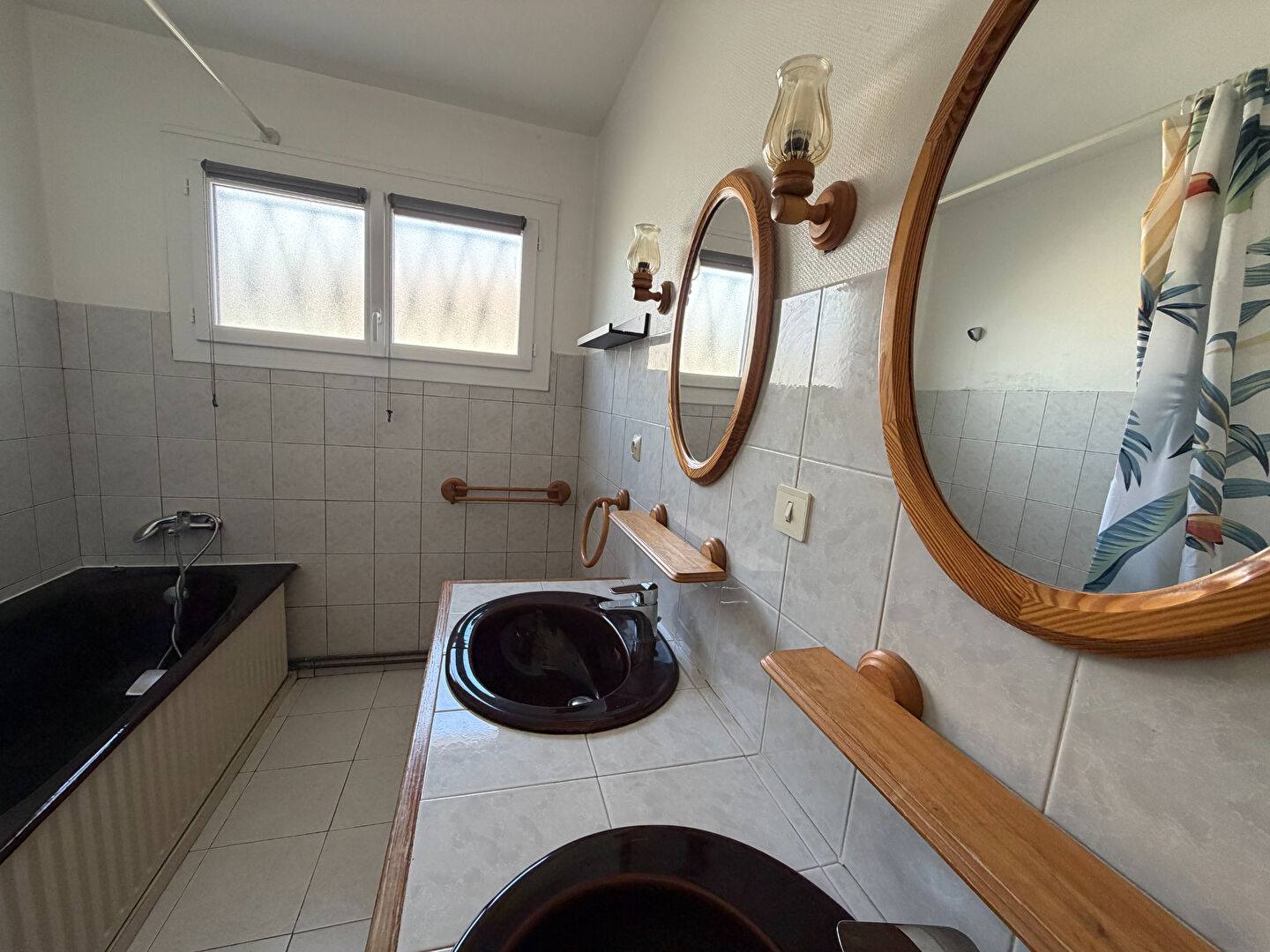 MAISON INDIVIDUELLE ST MEDARD EN JALLES – 8 pièce(s) – 145
